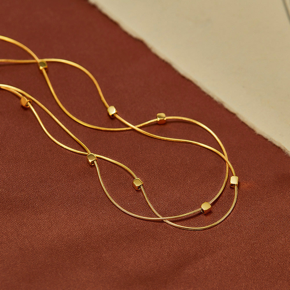 Дамско колие Golden Geometry SS25-https://detail.1688.com/offer/782058981008.html?_t=1745477847162&spm=a2615.7691456.co_0_0_wangpu_score_0_0_0_0_0_0_0000_1.0-Thedresscode