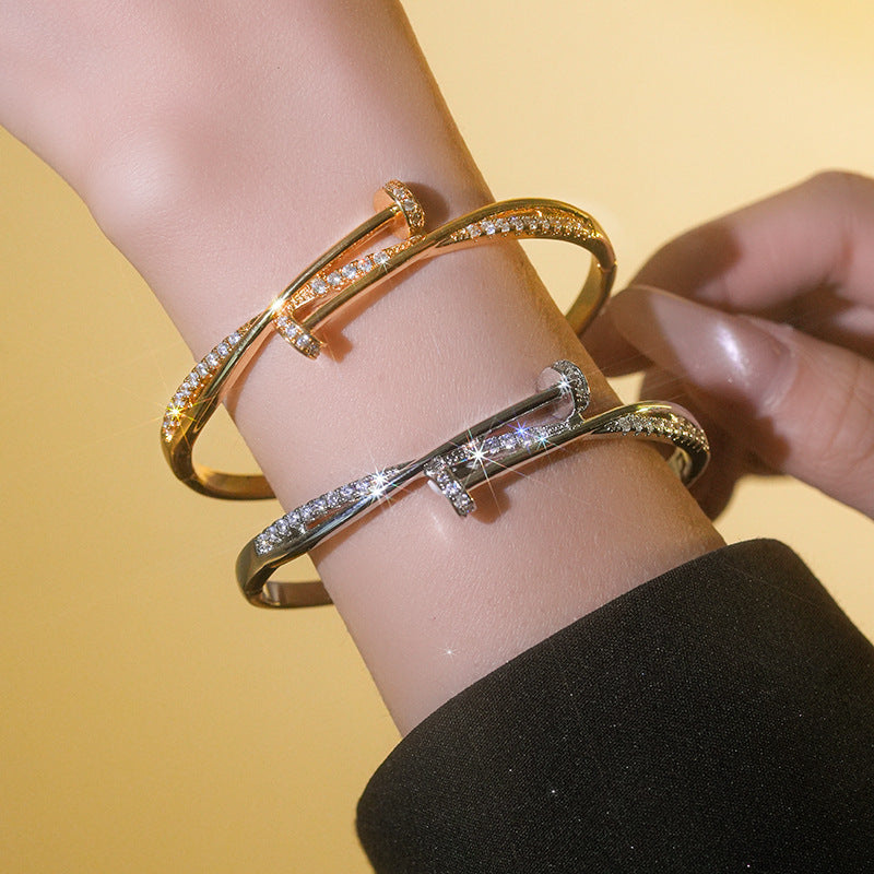 Дамска гривна Linéa Luxe SS25-https://detail.1688.com/offer/857117530474.html?spm=a1688g.extenstion&kj_agent_plugin=aibuy-Thedresscode