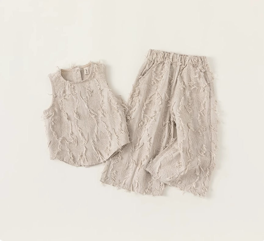 Детски комплект Ruffle ** SALE 25**-Детски комплект Linen Ruffle 24'-Thedresscode