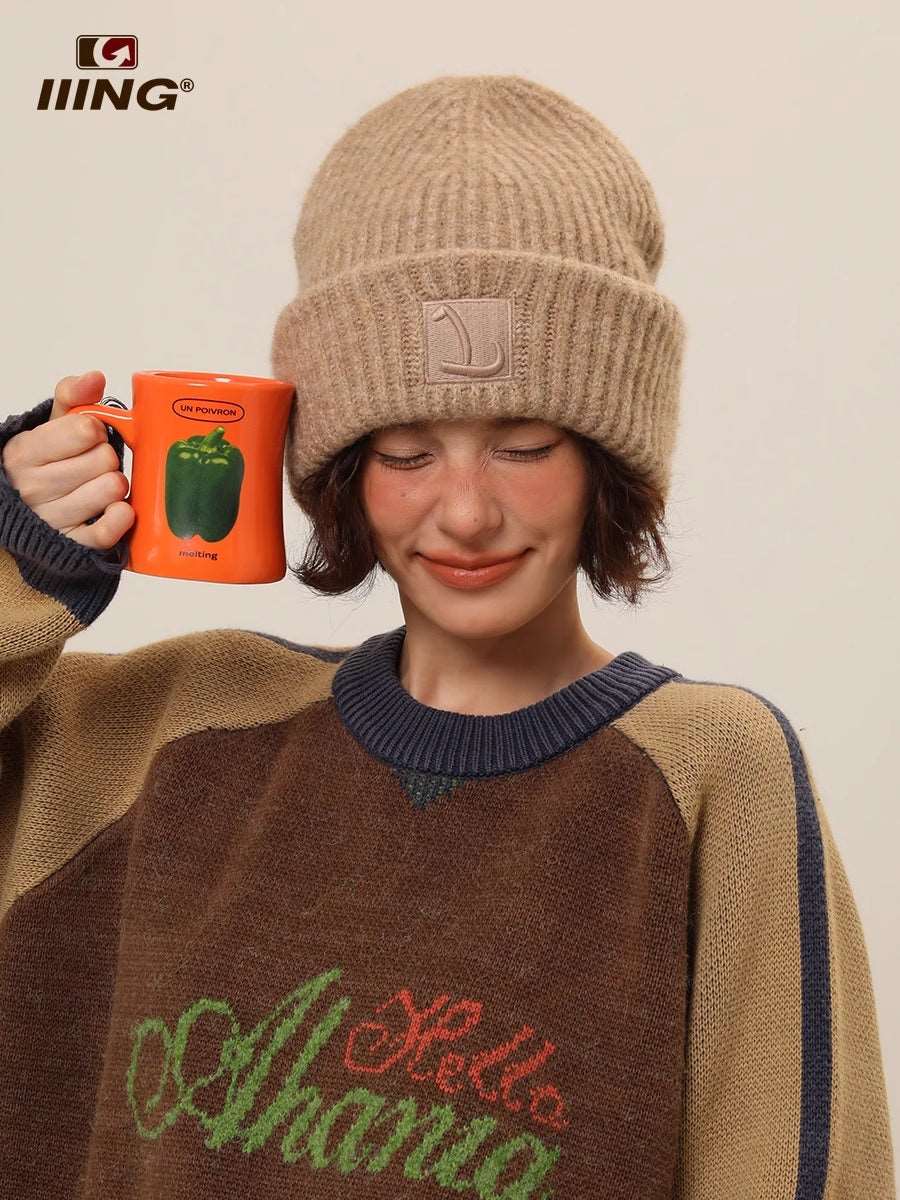 Дамска плетена шапка с бродирано лого 24'-Дамска плетена шапка с бродирано лого 24'-Thedresscode