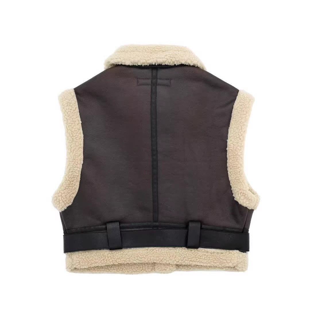 Дамски елек с каракул Winter Vibe SS25-Дамски елек с каракул Winter Vibe 24'-Thedresscode
