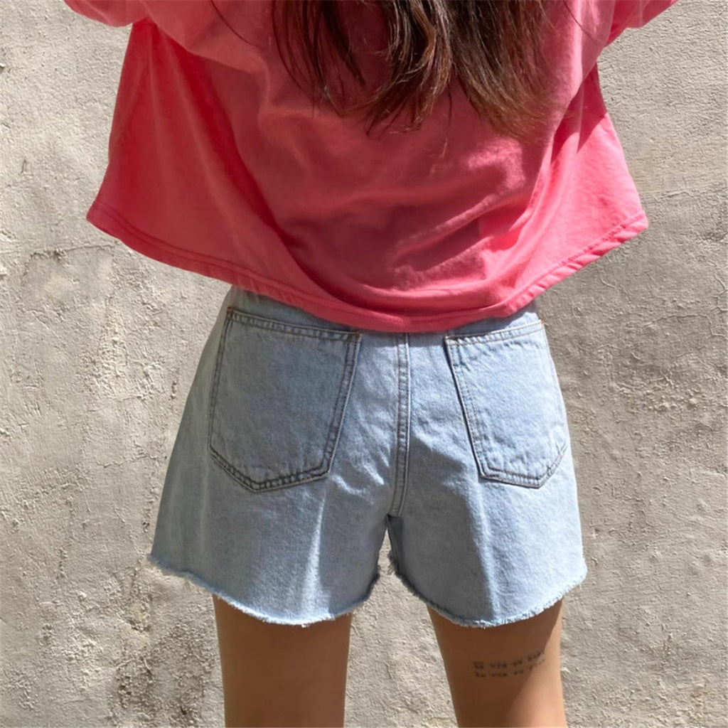 Дамски къси панталони Denim Heart 24'-Дамски къси панталони Denim Heart 24'-Thedresscode