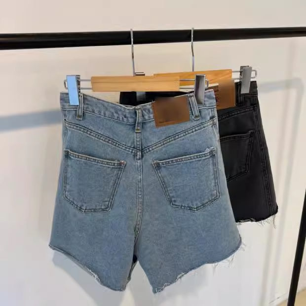 Дамски къси панталони Addy **SALE 25**-Дамски къси панталони Addy 24'-Thedresscode