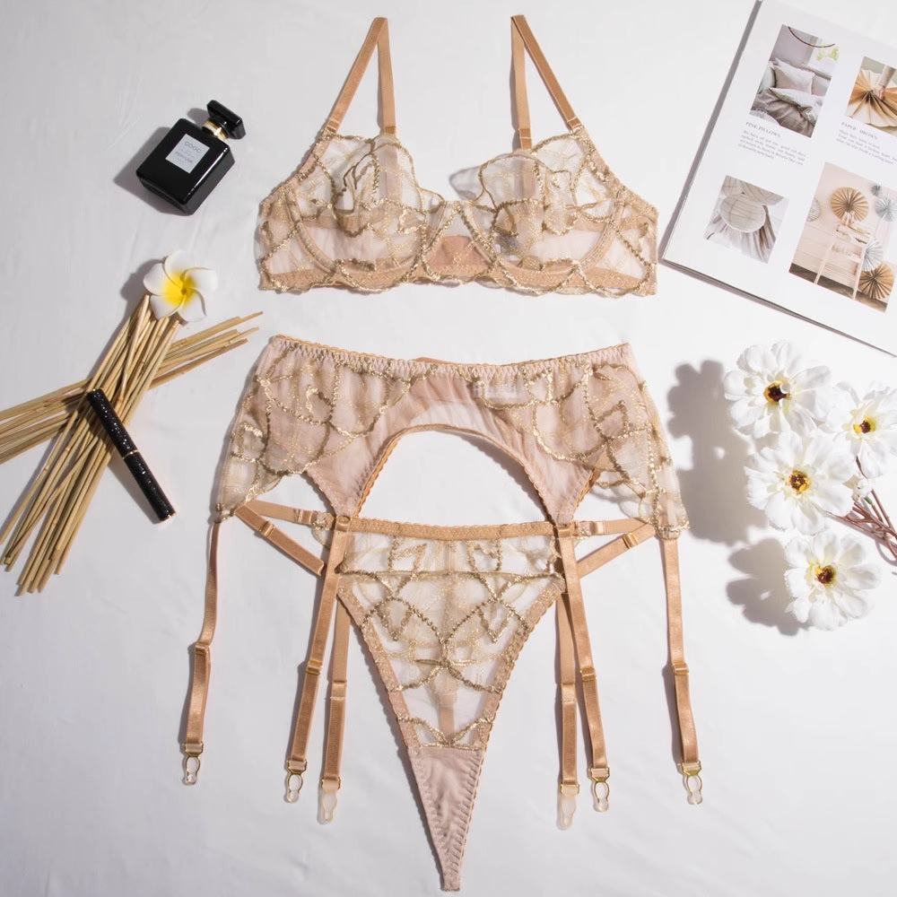 Дамски комплект от три части Desire SS25-Дамски комплект от три части Desire SS24'-Thedresscode