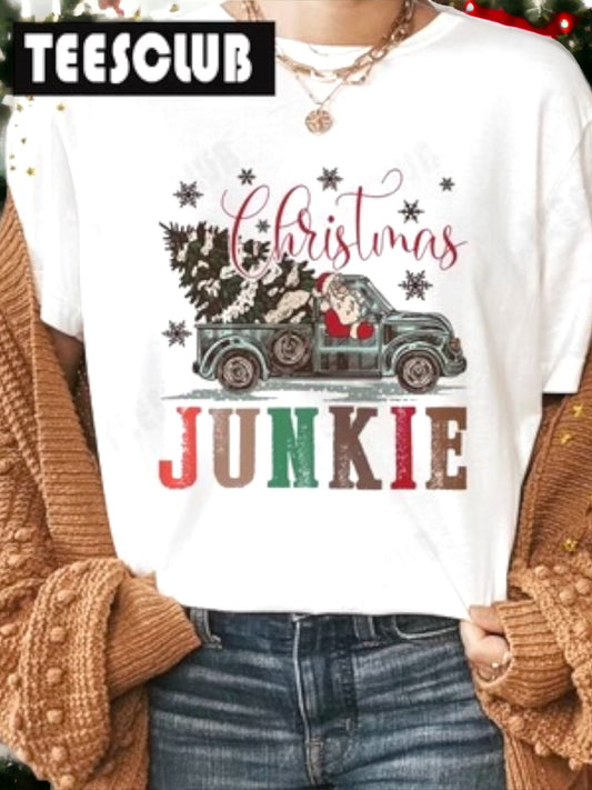 Семейни Коледни тениски Christmas Junkie 24'-Семейни Коледни тениски Christmas Junkie 24'-Thedresscode