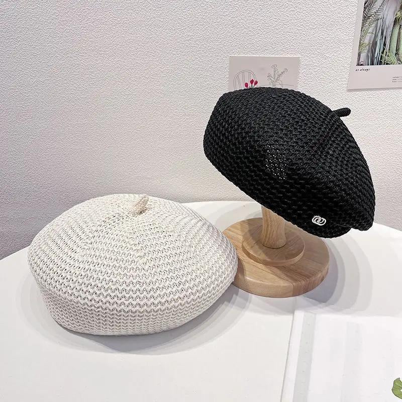 Дамска шапка Paris Beret Black SS26