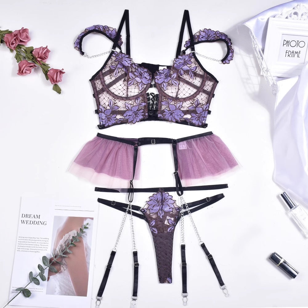 Дамски комплект Purple Vibe SS25-Дамски лилав комплект корсет+ колан с жартиери и бикини 24'-Thedresscode