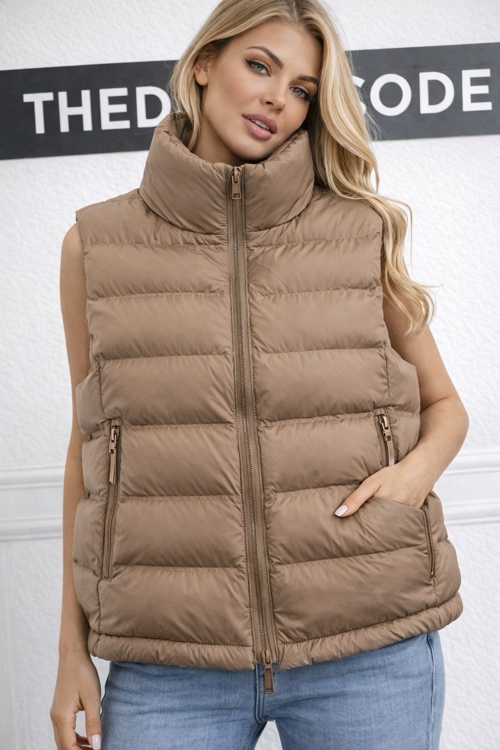 Дамски елек CLOUD LUXE SS26