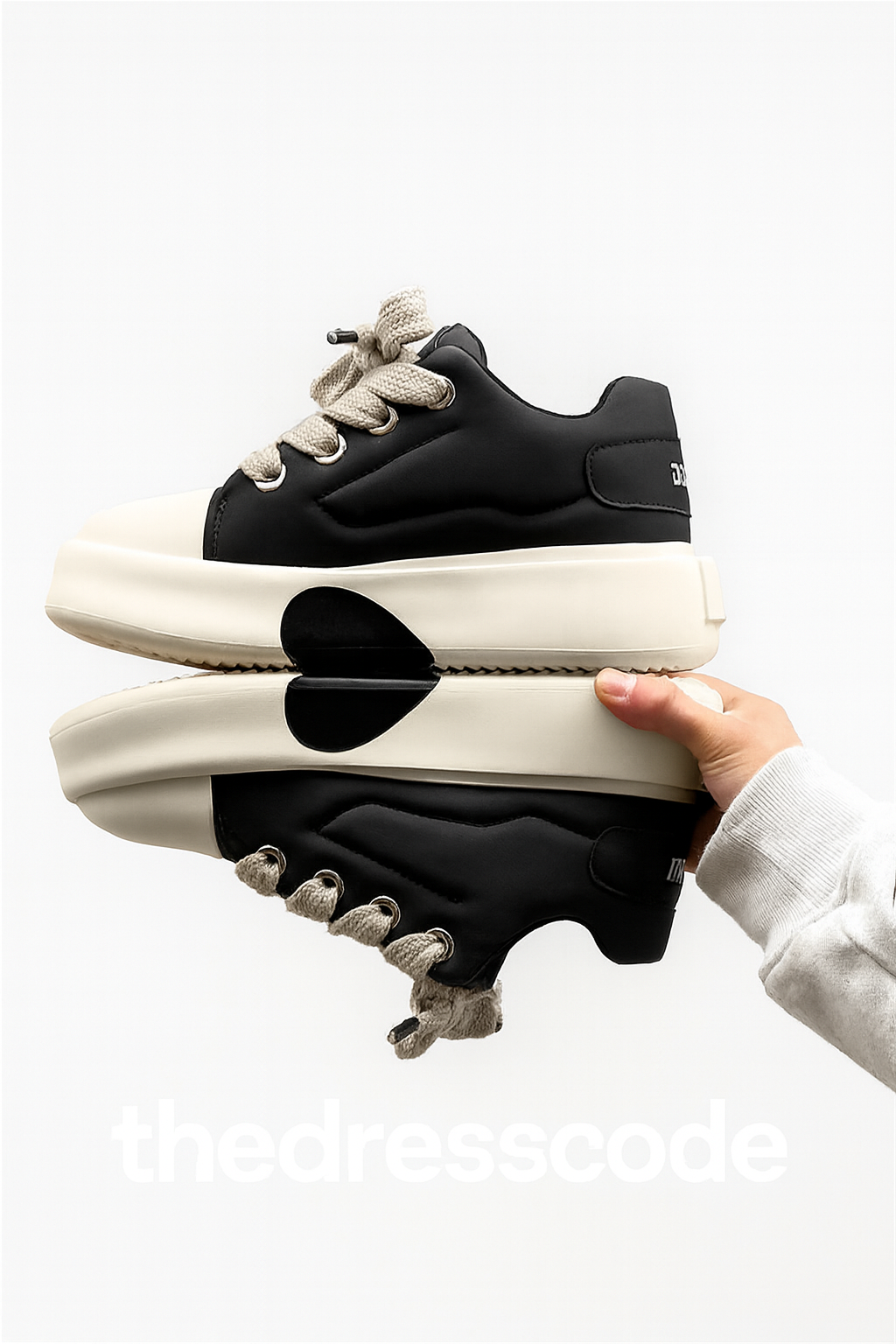 Мъжки кецове True Lover SS25-https://detail.1688.com/offer/862430075755.html?kj_agent_plugin=aibuy-Thedresscode