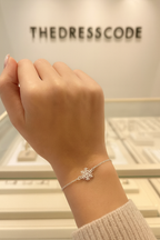 Дамска гривна Snow Whisper FW 2026-Thedresscode