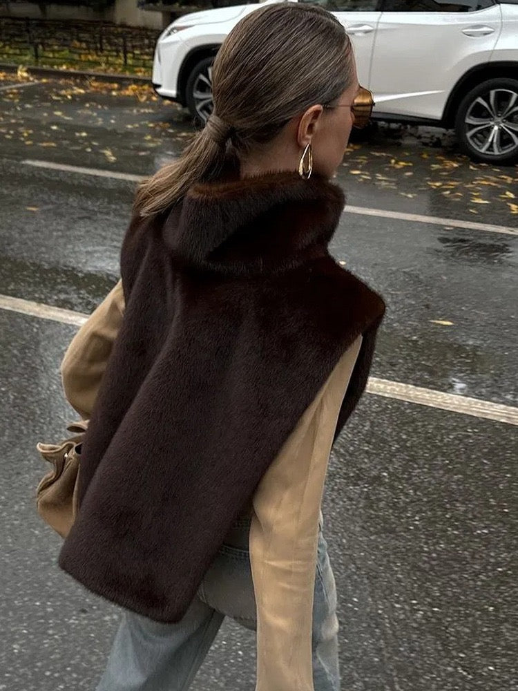 Дамско пончо Velvet Luxe Poncho-Thedresscode