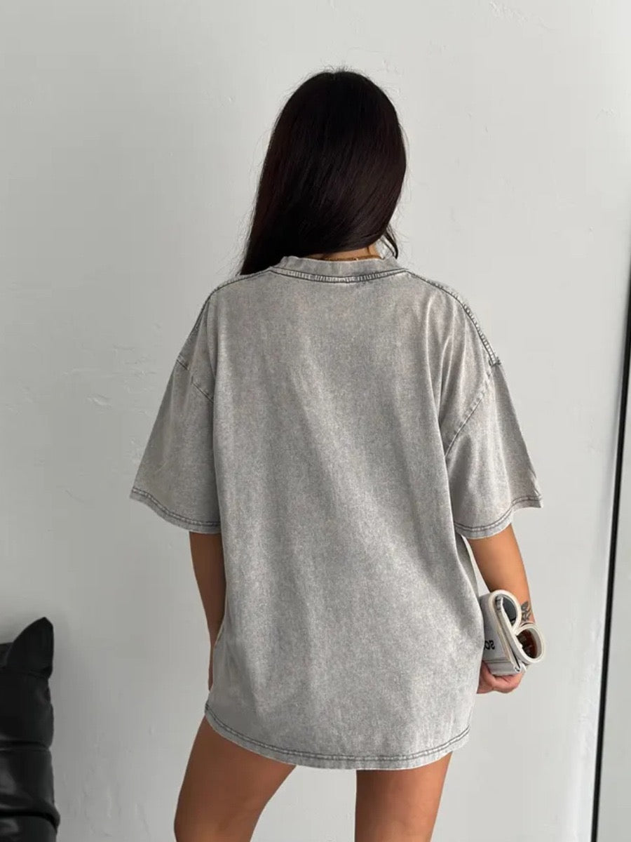 Дамска тениска Russian Style FW 2026-Apparel & Accessories-Thedresscode