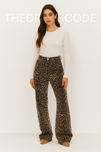 Дамски дънки Leopard AW 2026-https://detail.1688.com/offer/799829746121.html?spm=a261y.7663282.wp_pc_common_header_topoffer_undefined.0-Thedresscode