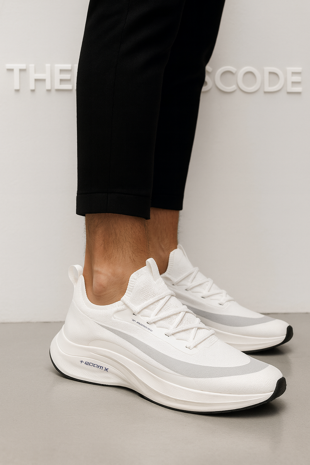 Унисекс маратонки White/Grey ZoomX SS25-https://detail.1688.com/offer/845229808366.html?kj_agent_plugin=aibuy-Thedresscode