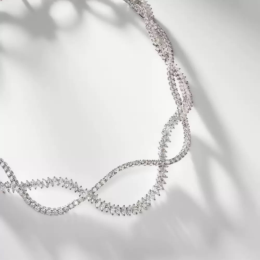 Women's pearl necklace - Goldy