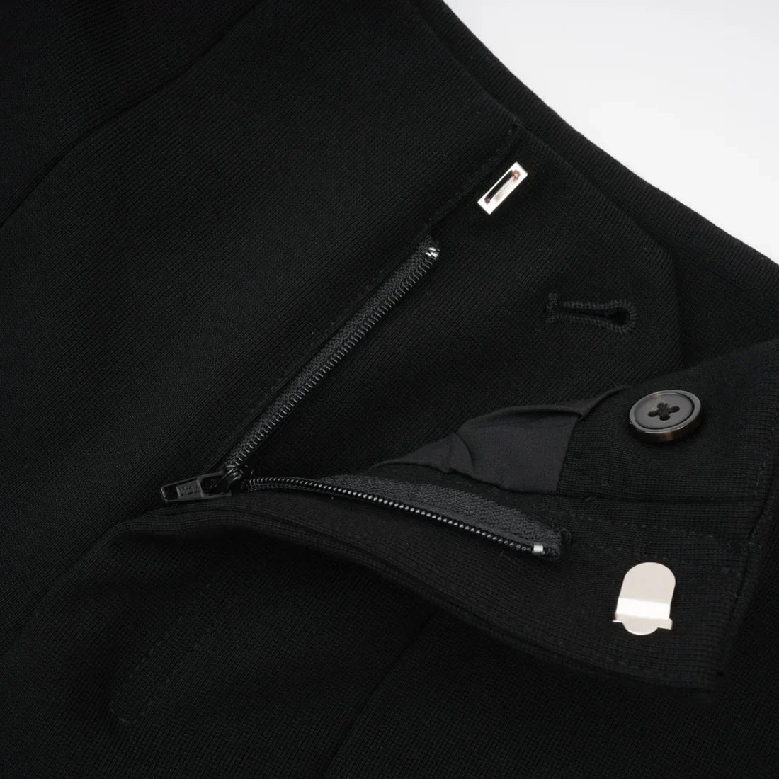 Дамски къси панталони + колан Classit Belt SS25-https://detail.1688.com/offer/809803272357.html?spm=a262uh.11734178.favorite-offers-offer-list-offer6.2.6edb2ef64qS5MQ-Thedresscode