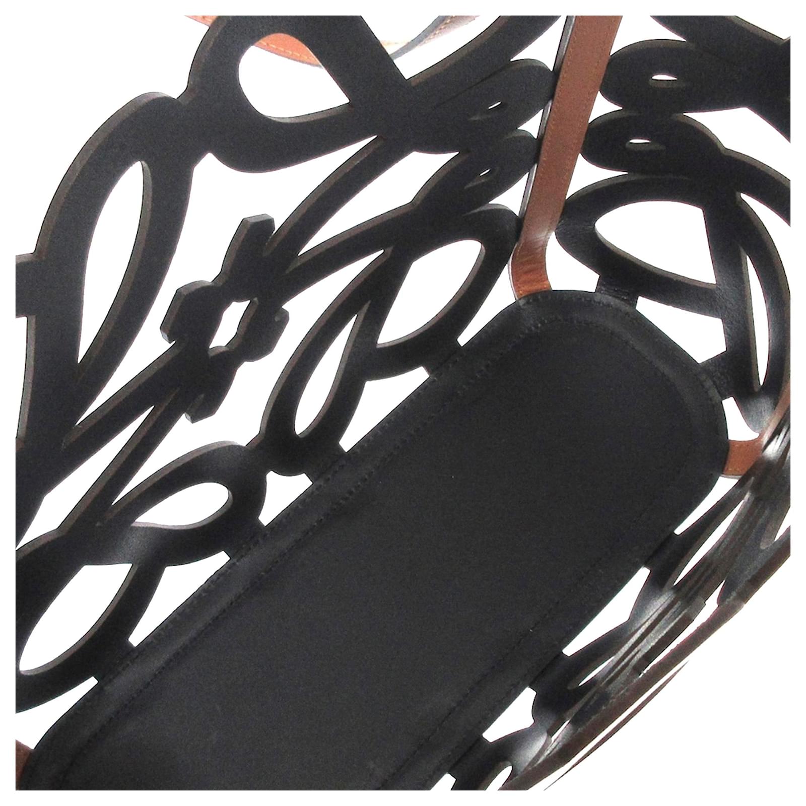 Дамска чанта LOEWE SS25-Apparel & Accessories-Thedresscode