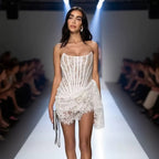 Дамска рокля White Rosel FW 2026-Асиметрична дантелена мини рокля White Rosel 24'-Thedresscode