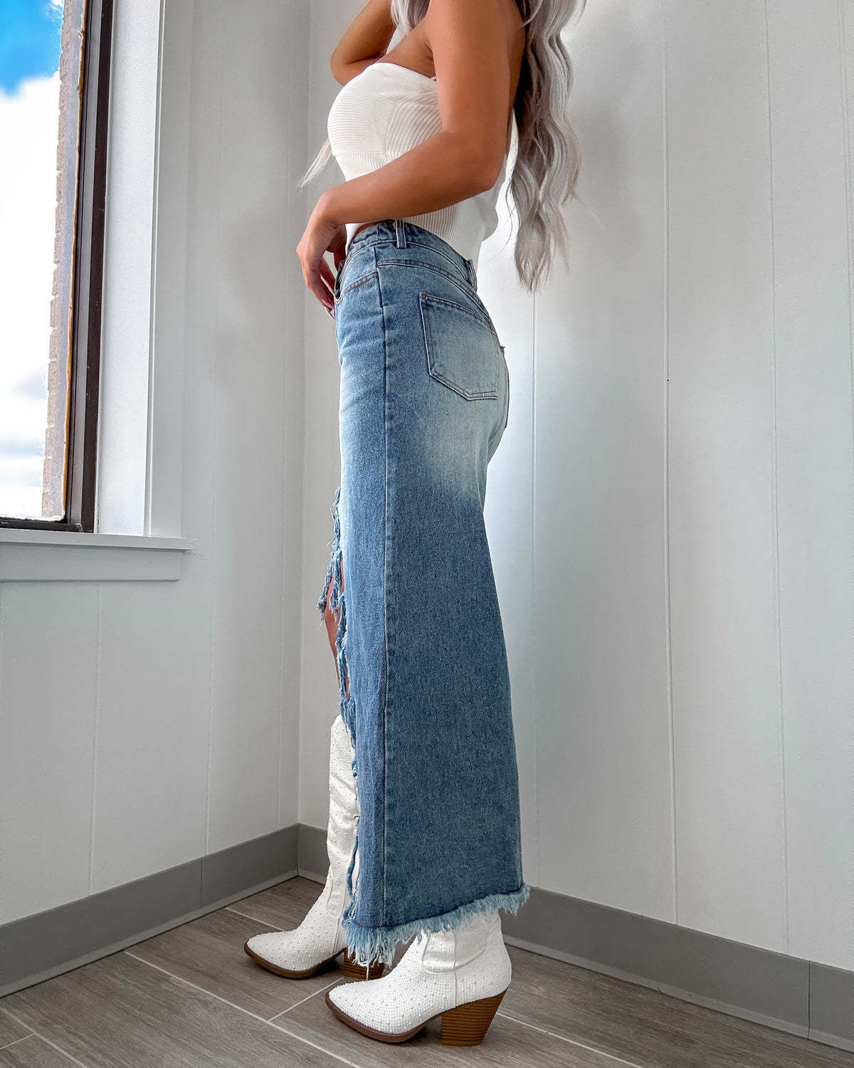Дамска дънкова пола Ruffle **SALE 25**-Thedresscode