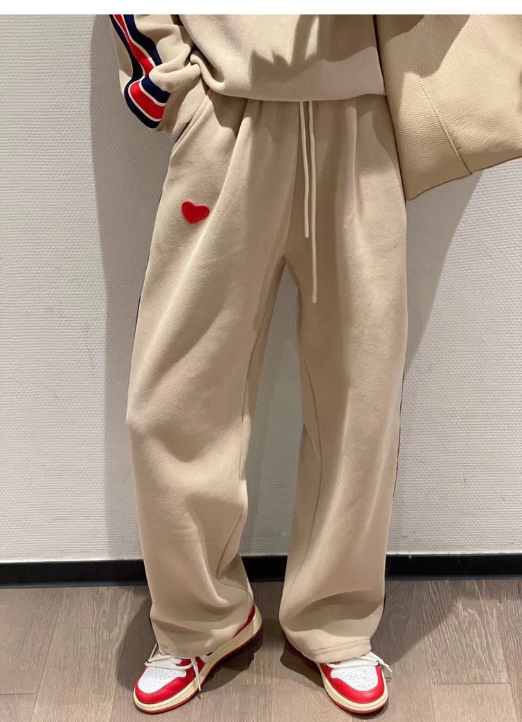 Дамски комплект Red Heart FW 2026-Дамски комплект Red Heart 24'-Thedresscode