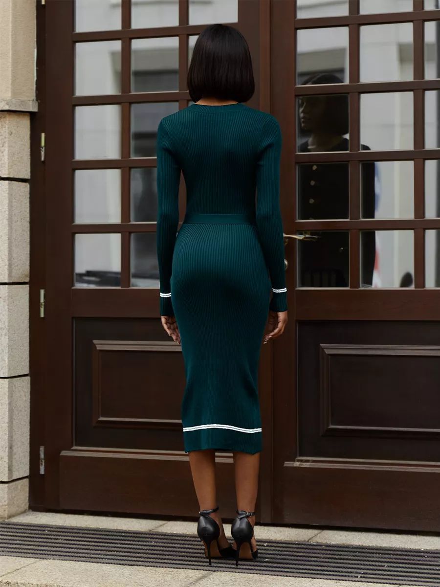 Дамска рокля Elegance Icon FW 2026-https://detail.1688.com/offer/883967645290.html?offerId=883967645290&spm=a260k.home2025.recommendpart.134-Thedresscode