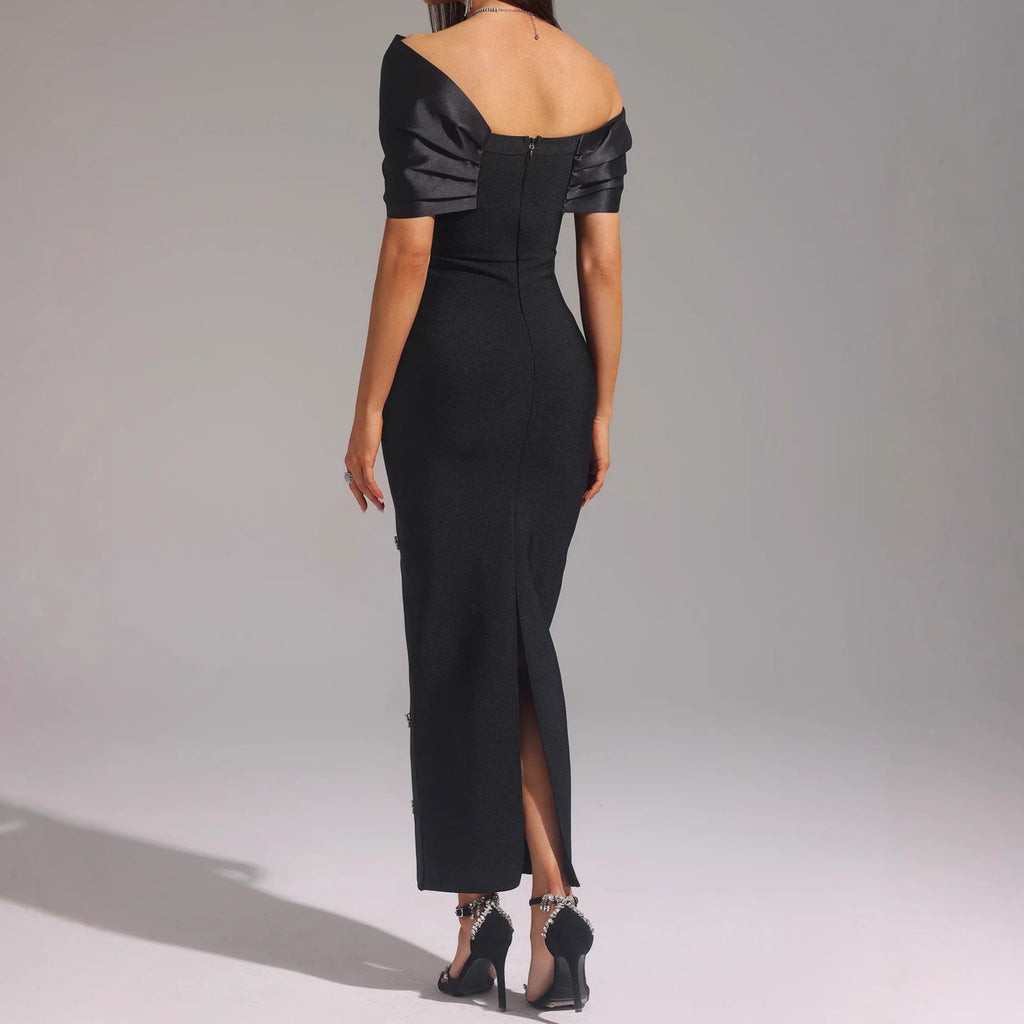 Дамска рокля Diamond Bow FW 2026-Дамска рокля с един ръкав и драпирани пайети 24'-Thedresscode