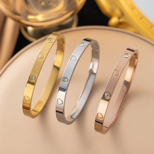 Дамска гривна Amour Éternel SS25-https://detail.1688.com/offer/790248178844.html?_t=1745579464018&spm=a2615.7691456.co_0_0_wangpu_score_0_0_0_0_0_0_0000_1.0-Thedresscode
