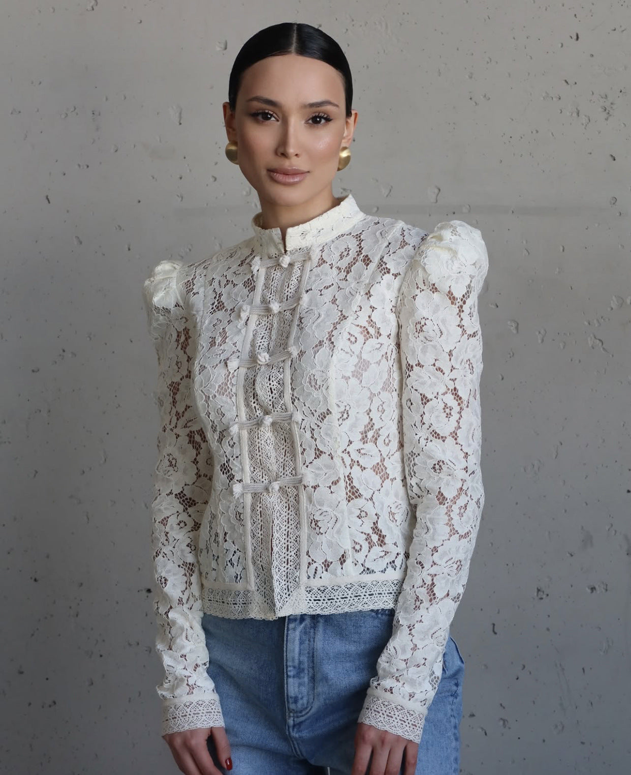 Дамска риза Lace Empress FW 2026-https://detail.1688.com/offer/938259347732.html?_t=1751455696430&spm=a2615.7691456.co_0_0_wangpu_score_0_0_0_0_0_0_0000_0.0-Thedresscode