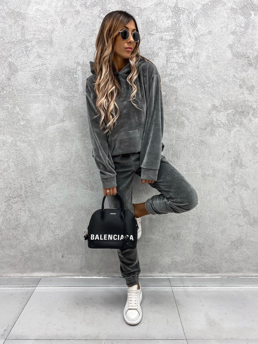 Дамски комплект Plush and Hoody FW 2026-Thedresscode