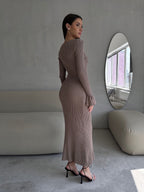 Дамска рокля ARIA FW 2026-https://detail.1688.com/offer/823257256669.html?offerId=823257256669&spm=a260k.home2025.recommendpart.98-Thedresscode