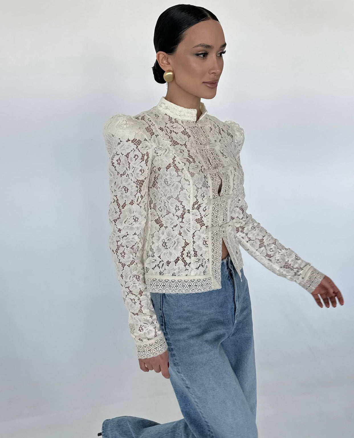 Дамска риза Lace Empress FW 2026-https://detail.1688.com/offer/938259347732.html?_t=1751455696430&spm=a2615.7691456.co_0_0_wangpu_score_0_0_0_0_0_0_0000_0.0-Thedresscode