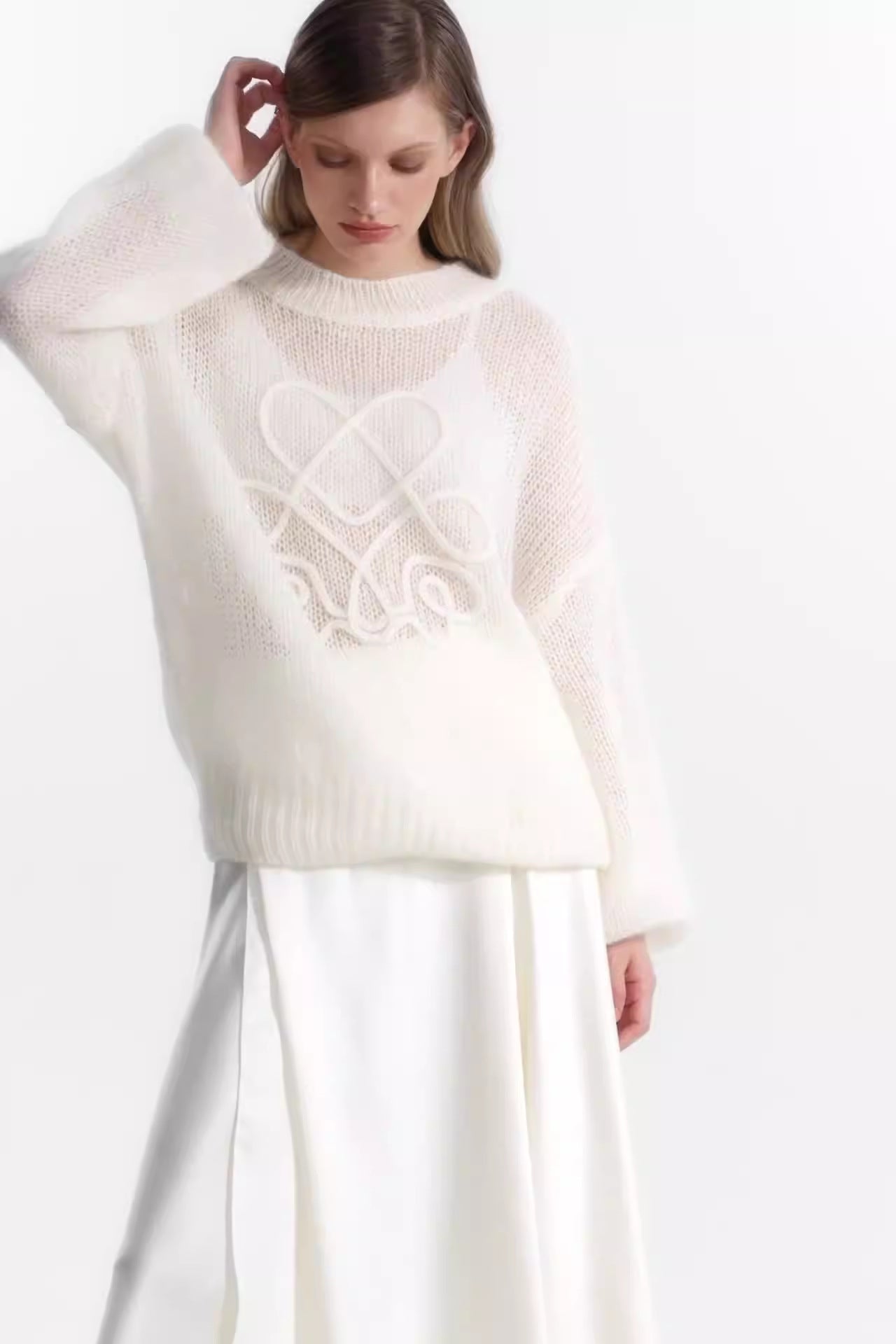 Дамски пуловер Noelle FW 2026-https://detail.1688.com/offer/819247988185.html?_t=1752739869453&spm=a2615.7691456.co_0_0_wangpu_score_0_0_0_0_0_0_0000_0.0-Thedresscode