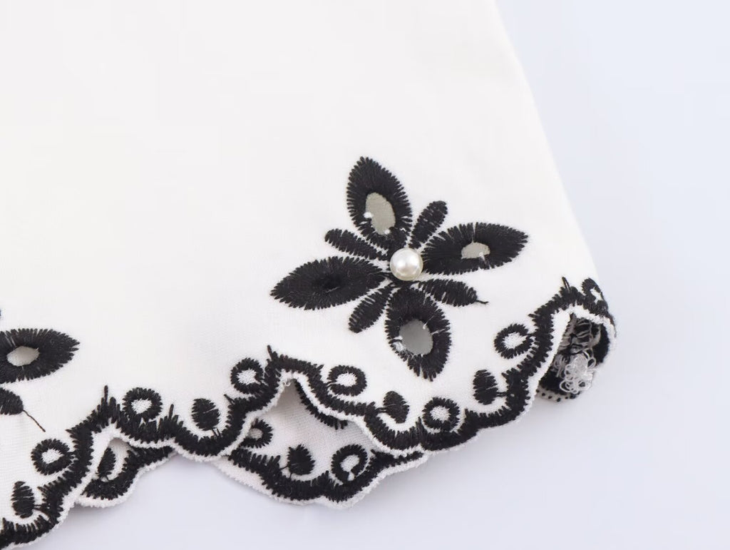 Дамска рокля Chic Contrast SS26