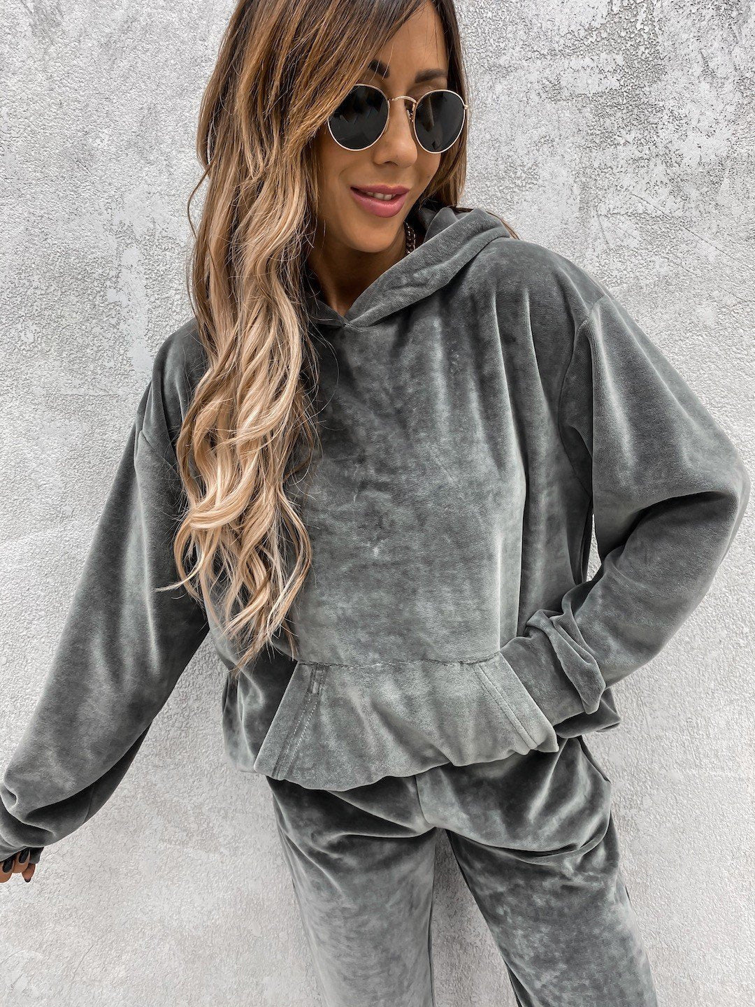 Дамски комплект Plush and Hoody FW 2026-Thedresscode