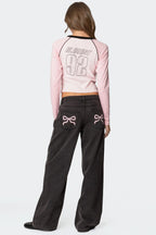 Дамски дънки Bow Tie AW 2026-https://detail.1688.com/offer/852850062448.html?spm=a262uh.11734178.favorite-offers-offer-list-offer5.2.74b52ef6PmZ95L-Thedresscode