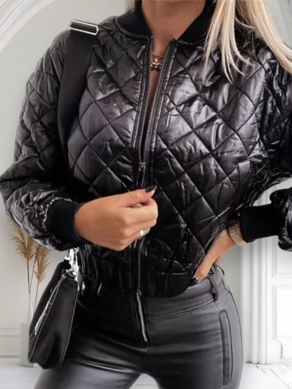 Дамско яке Waffles SS25-https://item.taobao.com/item.htm?spm=a1z0k.7628869.1997985097.d4918997.682537de8GuSD7&id=655719211671&_u=t2dmg8j26111-Thedresscode