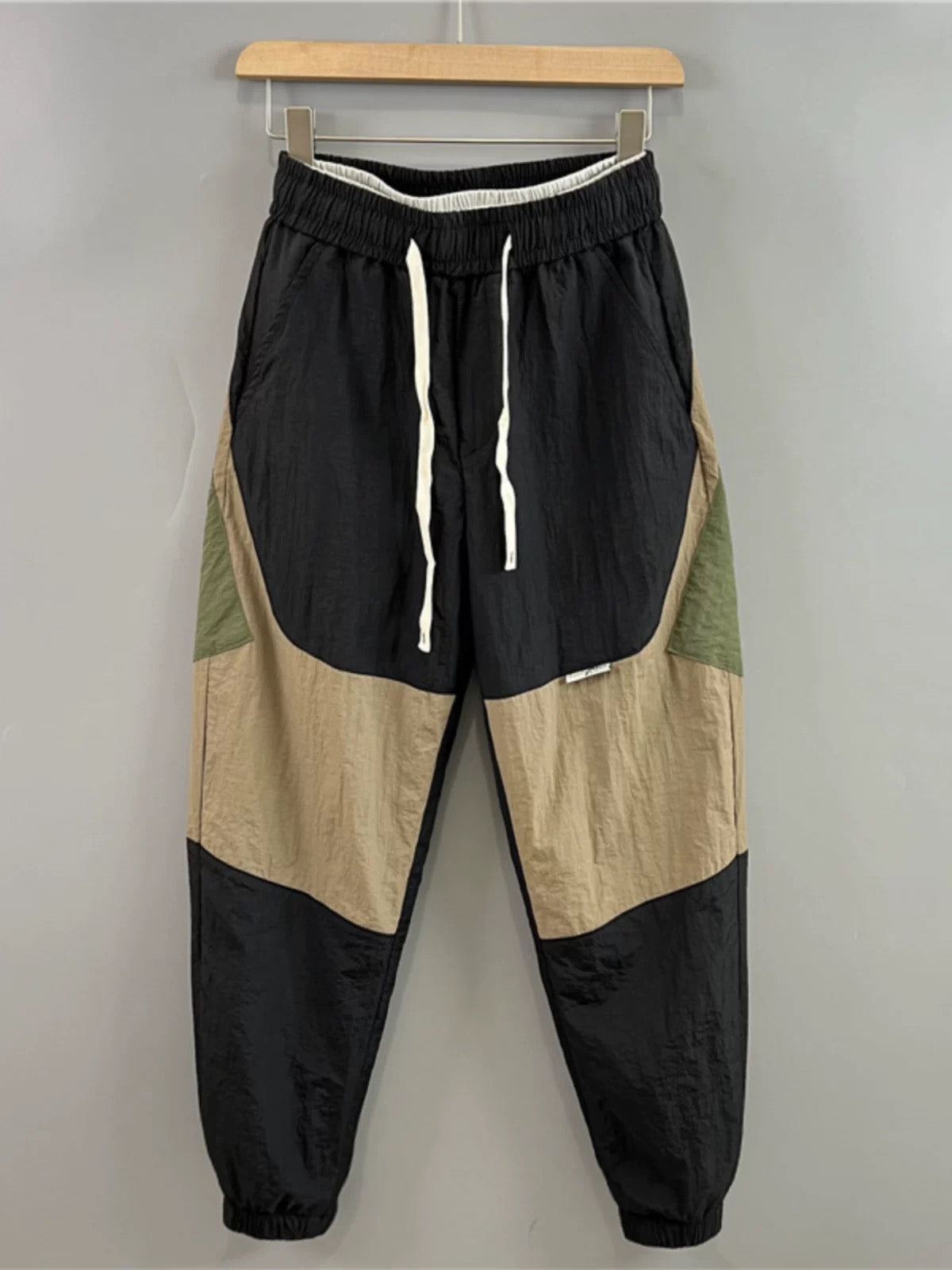 Мъжки джогър панталон Nomad Colorblock SS26-Thedresscode