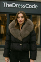 Дамско яке Winter Royale FW 2026-https://detail.1688.com/offer/828985986609.html?offerId=828985986609&spm=a260k.home2025.recommendpart.27-Thedresscode